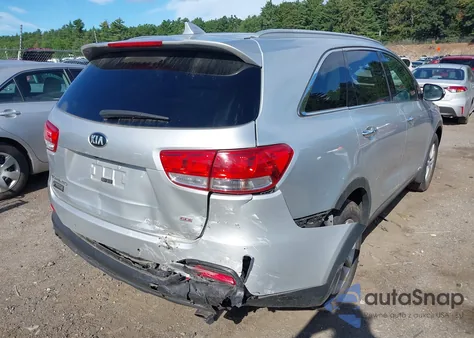 2018 Kia Sorento Lx/L from USA, damaged, VIN 5XYPGDA33JG362720